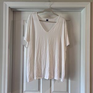 Old Navy White V-Neck Short Sleeve Tee NWOT